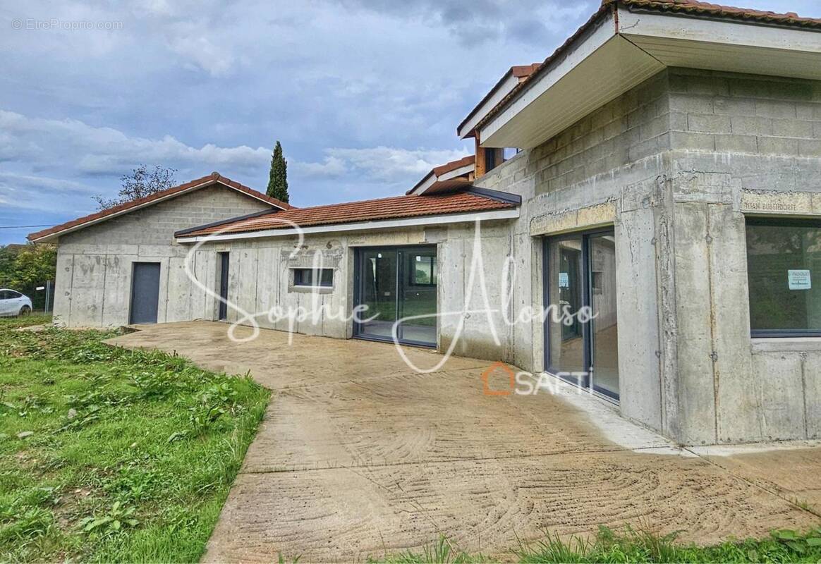 Photo 2 - Maison à SAINT-ROMANS