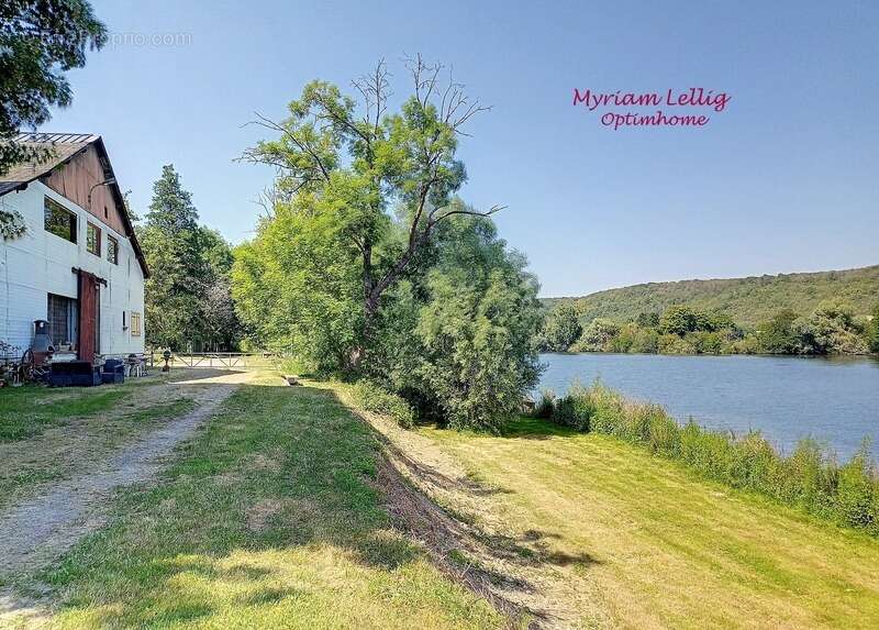 Batiments avec atelier, habitation, silo a grain proche vernon (27) - photo 2
