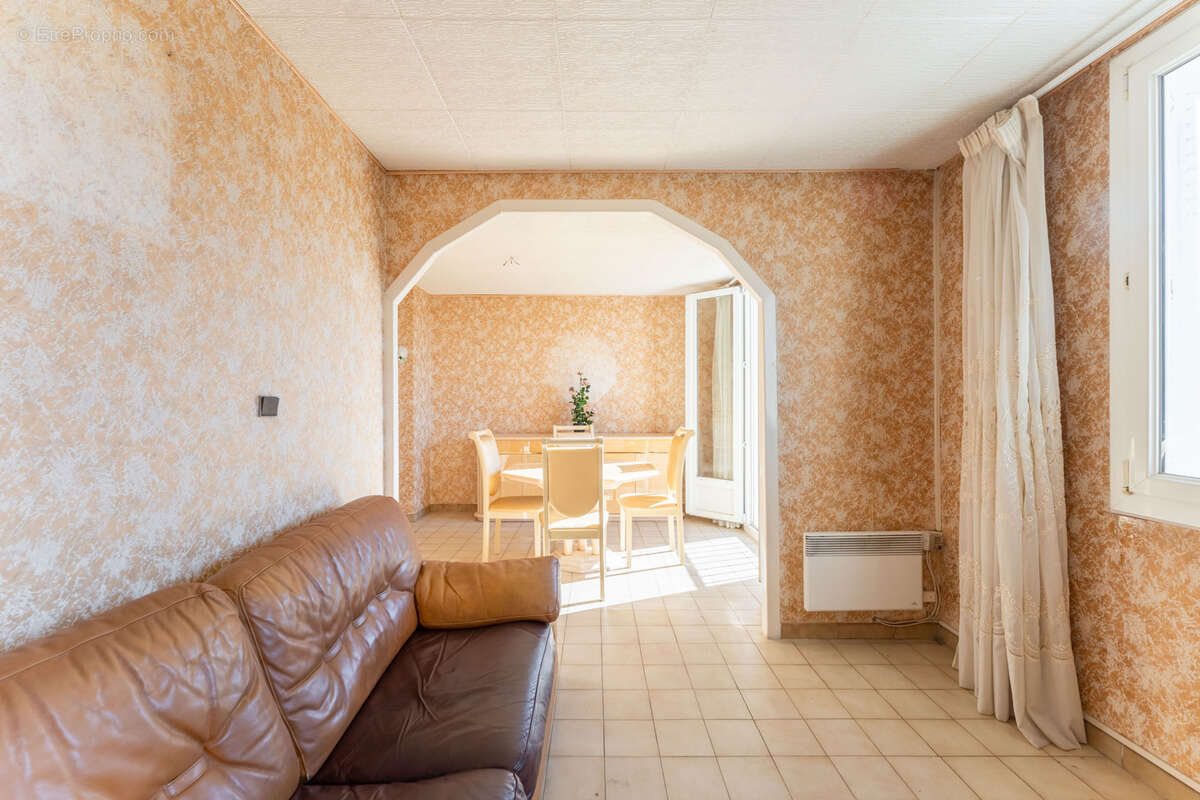 Appartement à MARSEILLE-9E