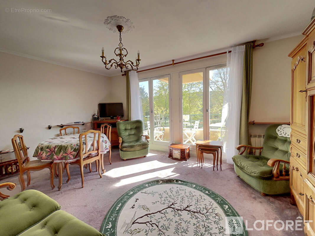 Appartement à GIF-SUR-YVETTE