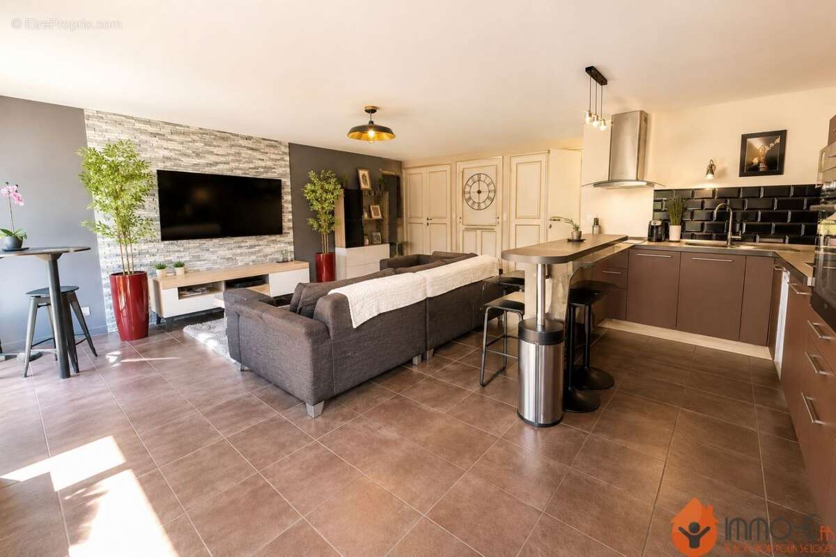 Appartement 65 m² à Villenoy  - photo 5