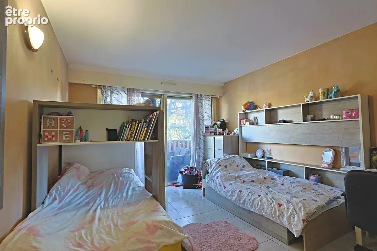 ANTIBES · Proche centre-ville · Appartement 3 pièces · 78,57 m² · Terrasse, cave, ascenseur - photo 11
