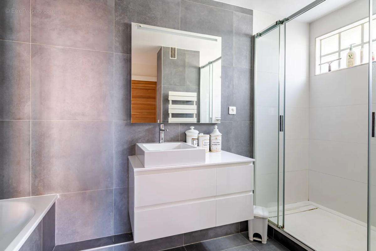 Appartement à GARCHES