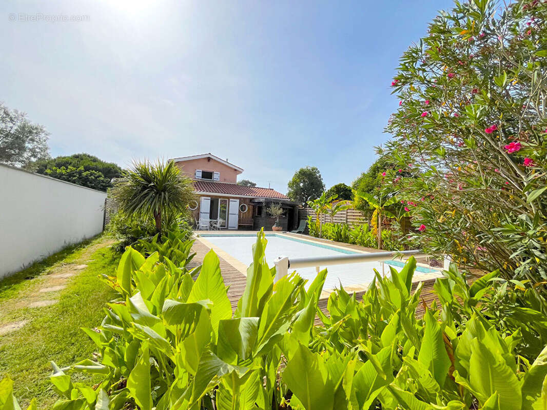 Maison à GUJAN-MESTRAS