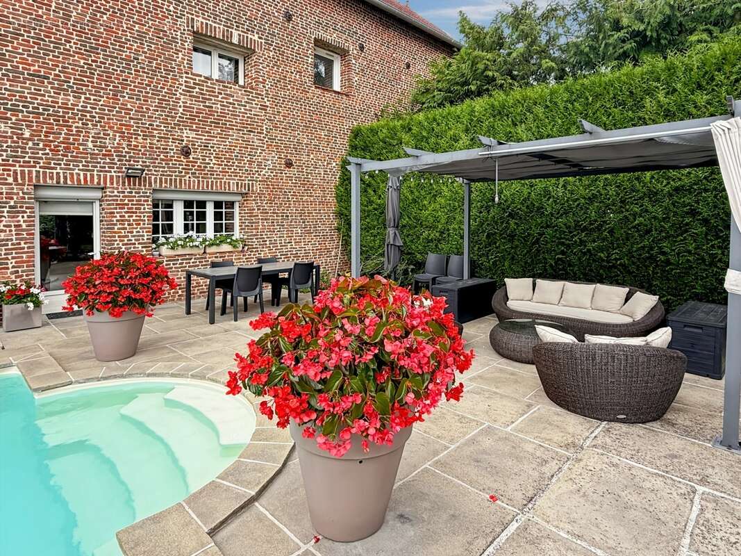 Ligny-en-Cambrésis – Propriété de charme avec piscine et parc arboré - photo 13