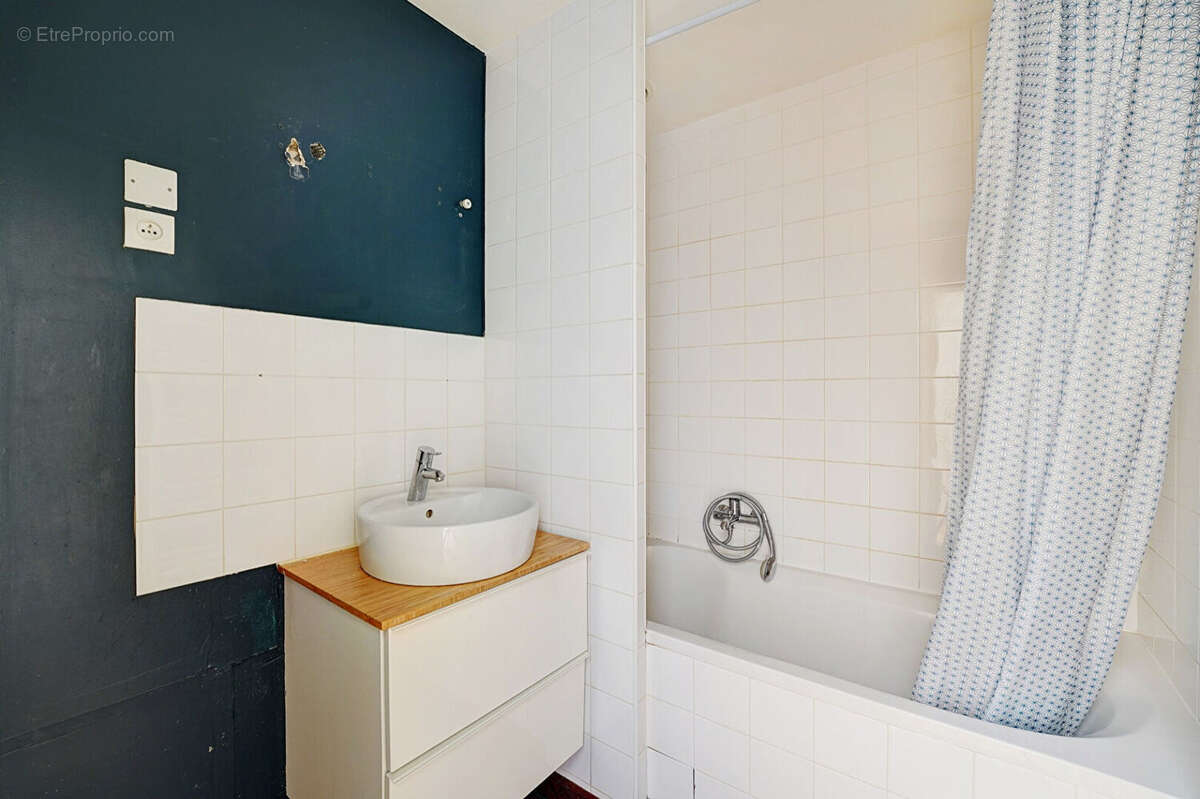 Appartement à PARIS-18E