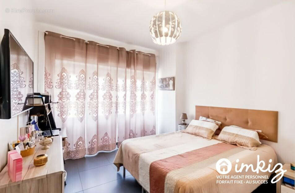 Appartement lumineux avec fort potentiel ! - photo 7