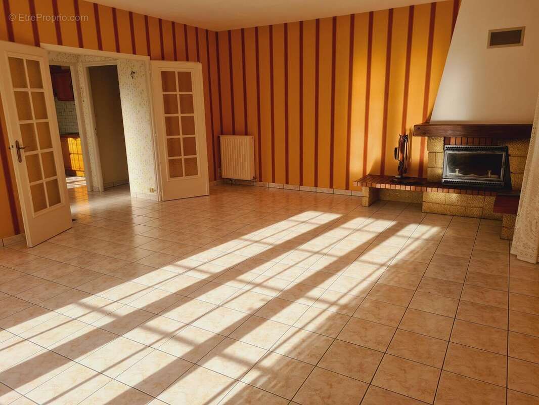 Photo 3 - Maison à POIROUX