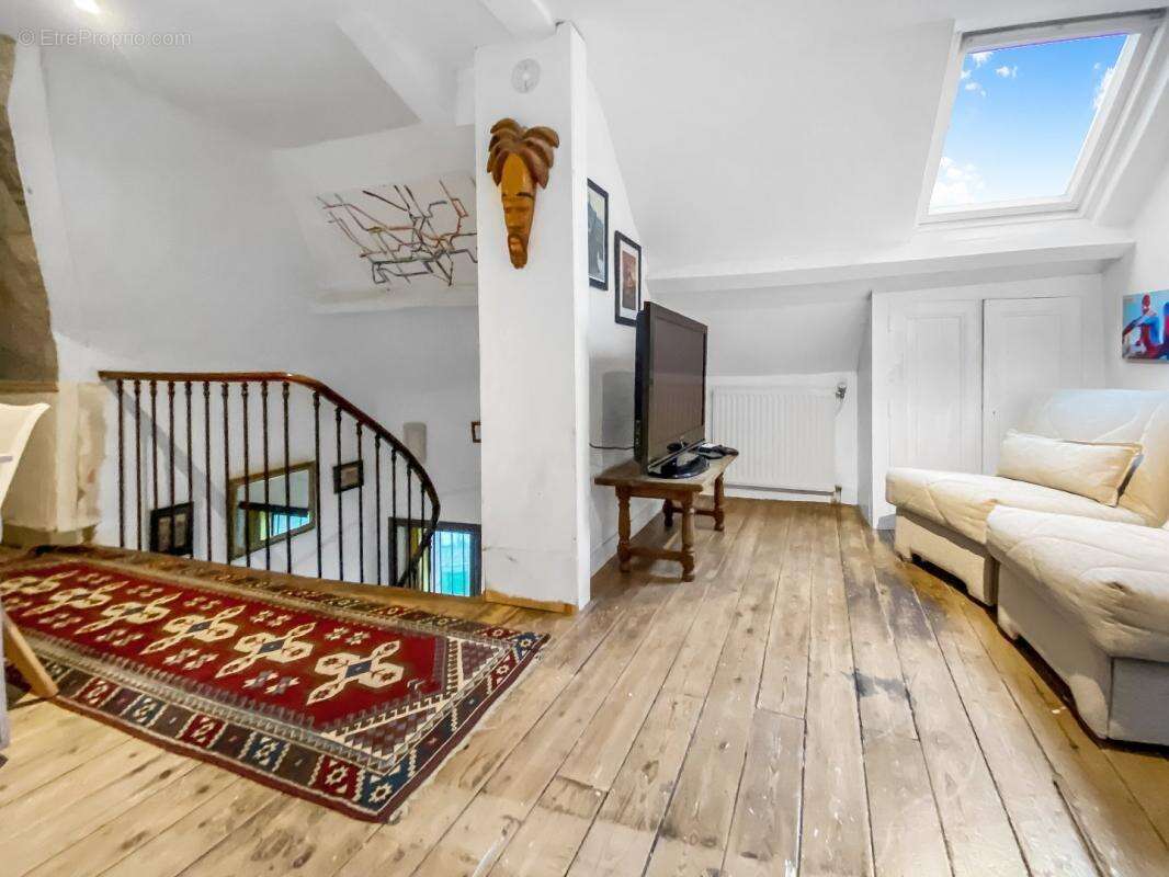 Appartement à ERNEE