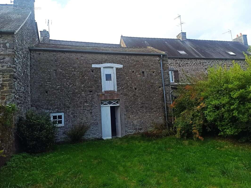 Maison à PLEUDIHEN-SUR-RANCE