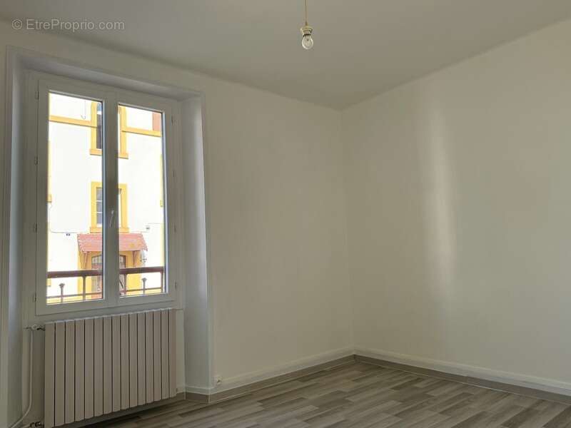 Appartement à PARAY-LE-MONIAL