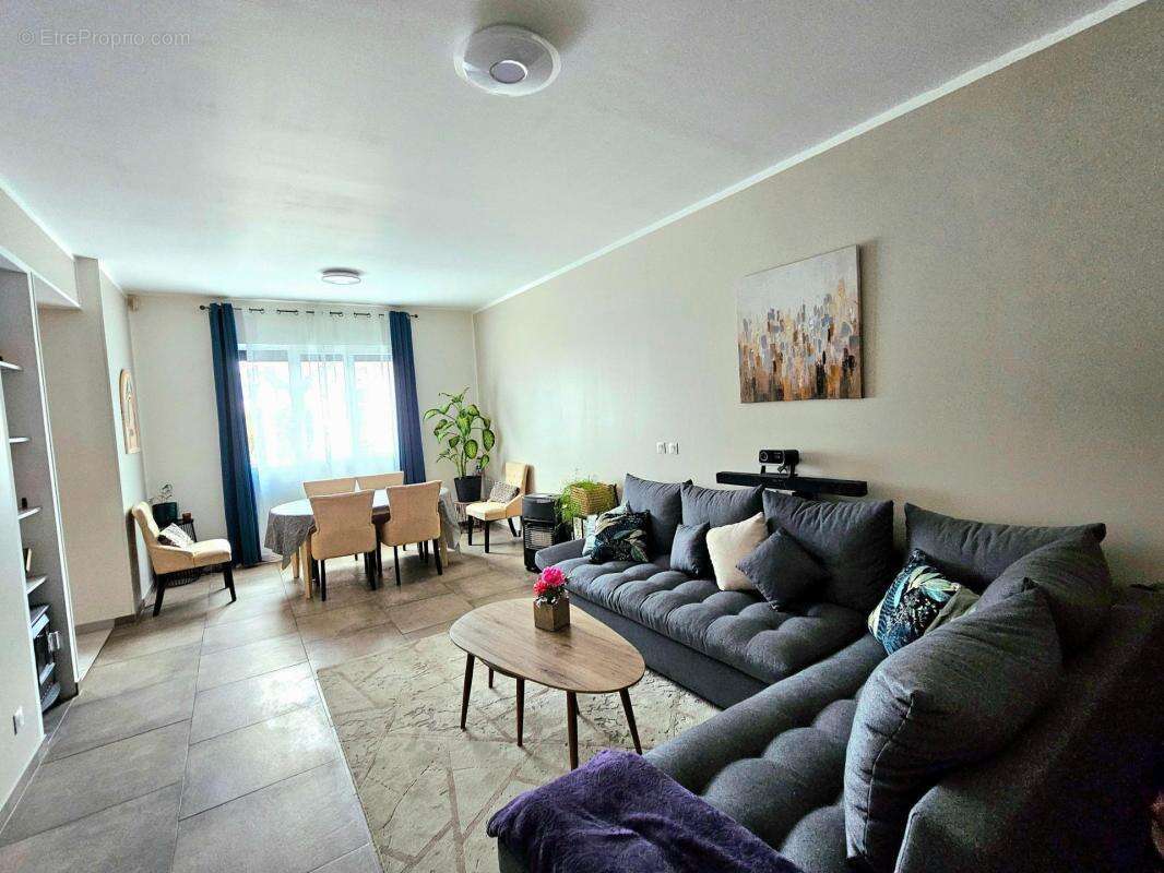 Maison à DEVILLE-LES-ROUEN