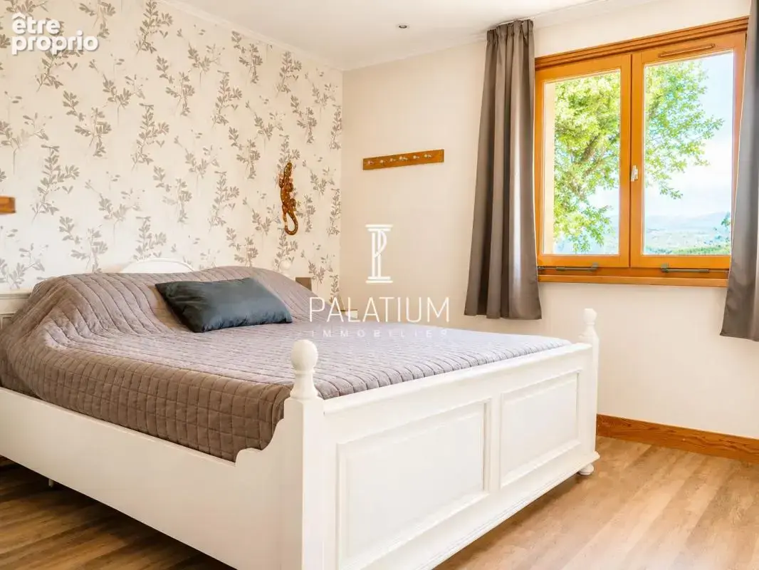 Propriété d'exception de près de 400 m² - photo 13
