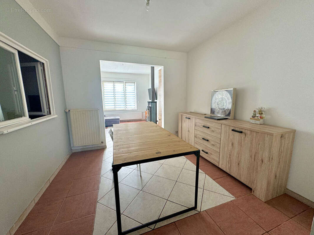 Maison à SAINT-ETIENNE-AU-MONT