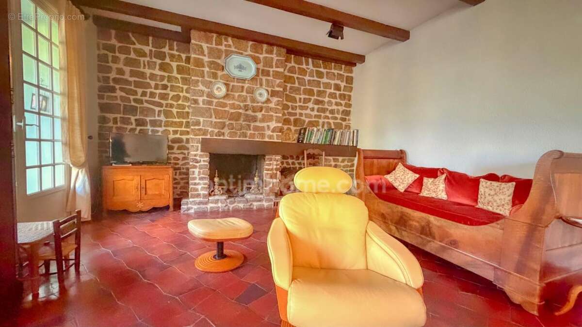 Propriété familiale 5 pièces au cœur d'un véritable parc de 2 158 m² - LA ROCHELLE (17) - photo 9