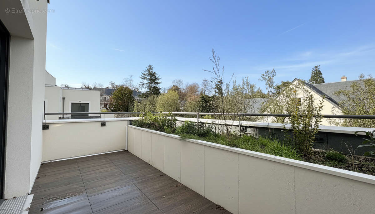 Appartement à SAINT-CYR-SUR-LOIRE