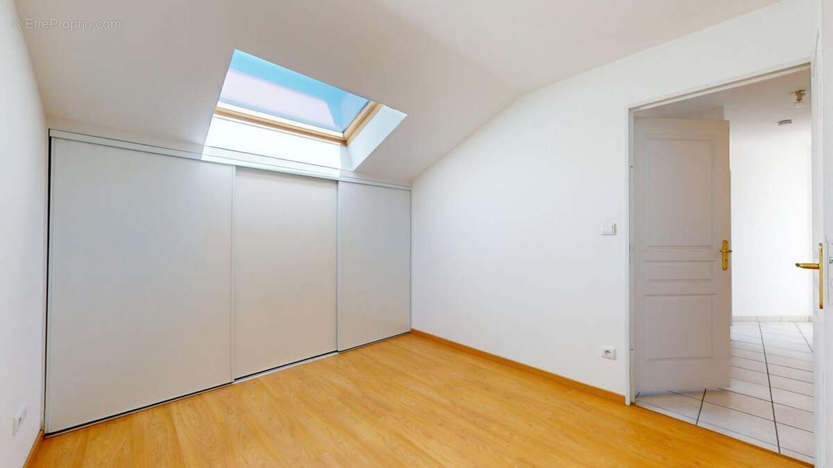 Superbe duplex T5 de 116 m² au cœur de Neyron - photo 16