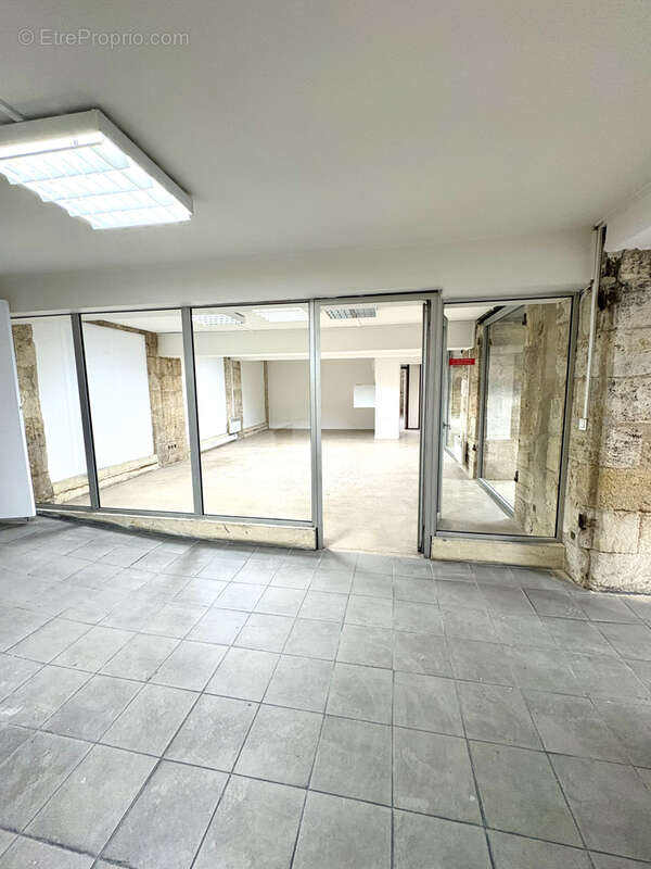 Commerce à LIBOURNE