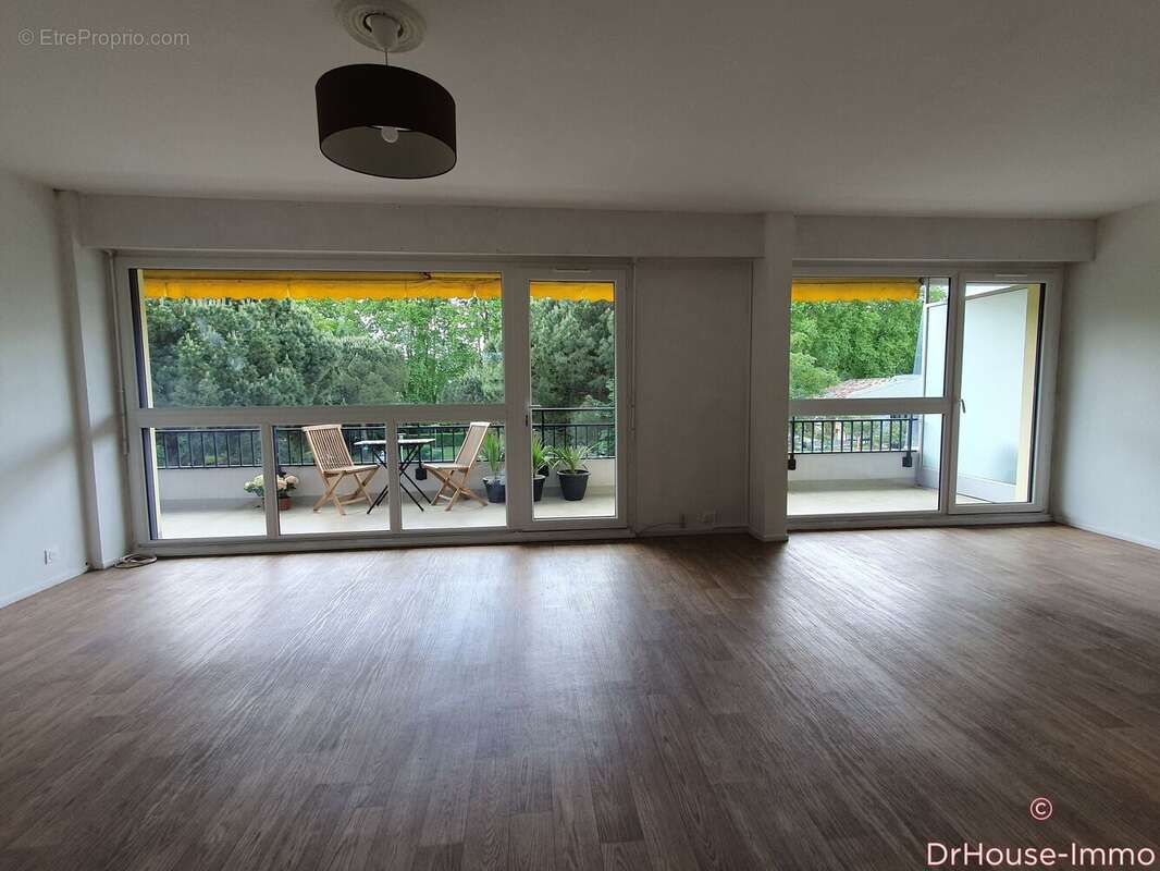 Appartement à PESSAC