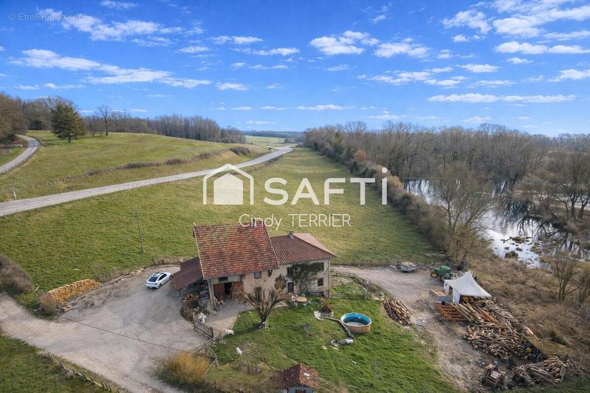 Photo 2 - Maison à CHARAVINES