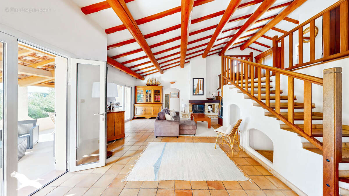 Maison à ENSUES-LA-REDONNE