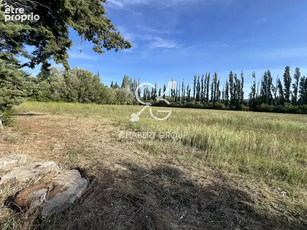 Sénas – mas provençal – 6 pièces – 164 m² habitables – terrain 2,3 ha – 218 m² avec annexes - photo 19