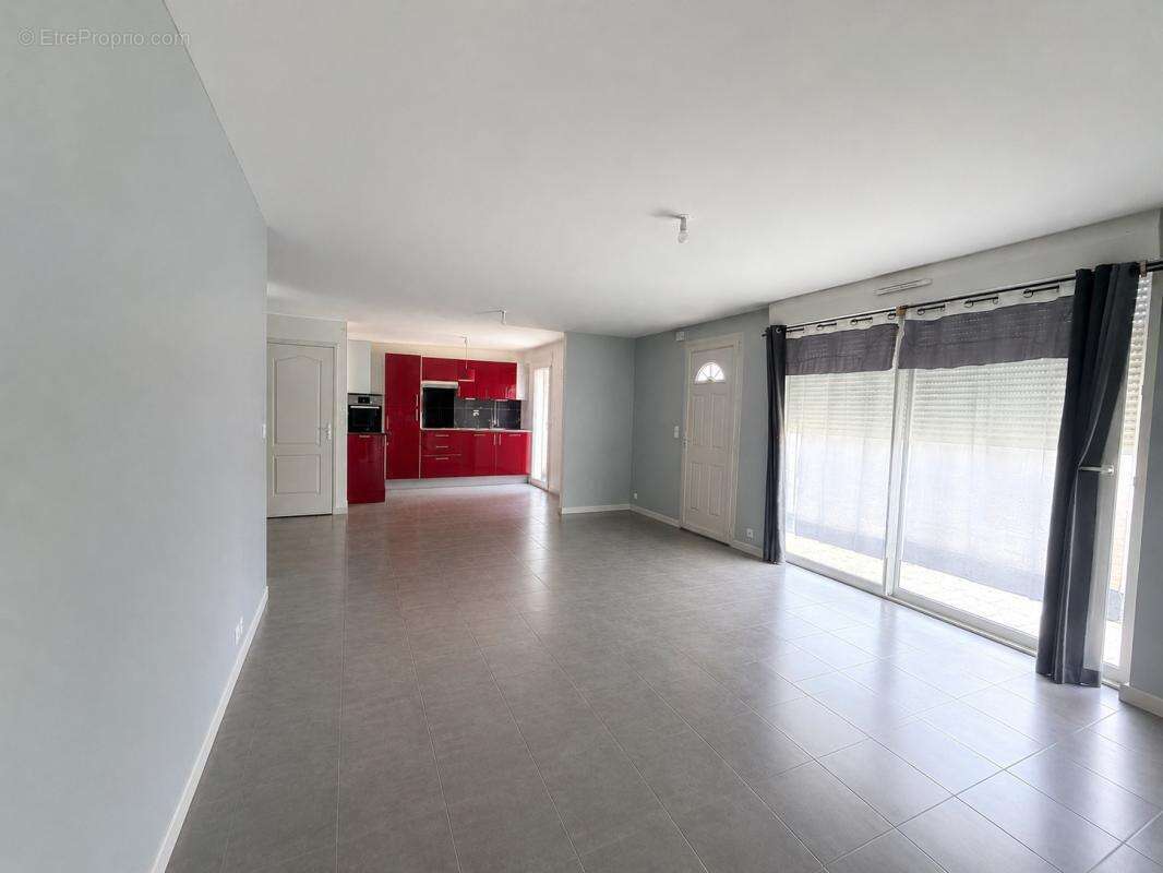 Maison à LES SORINIERES