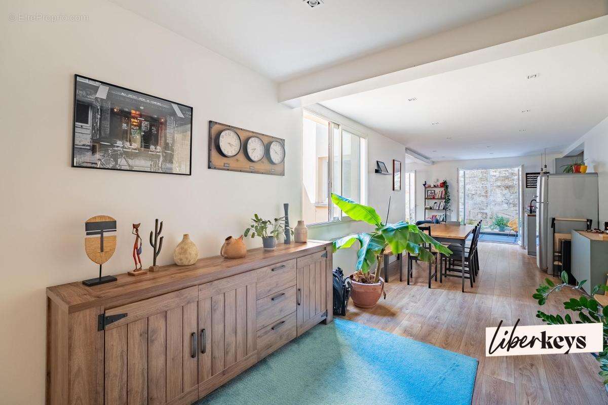 Appartement à BORDEAUX
