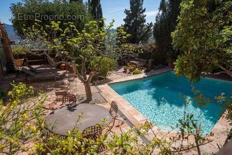 Maison 265 m² à Grimaud  - photo 3