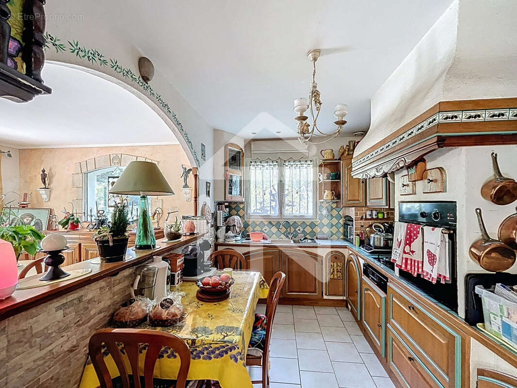 Maison à BOURG-LES-VALENCE