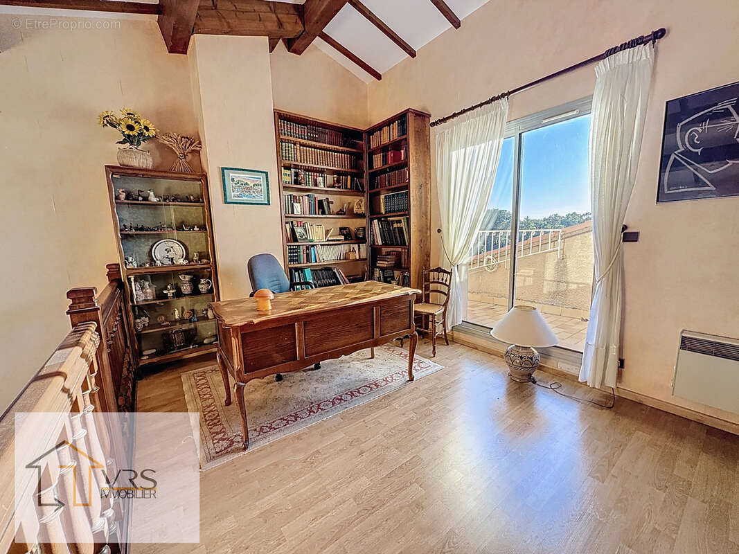 Maison à SAINT-ESTEVE