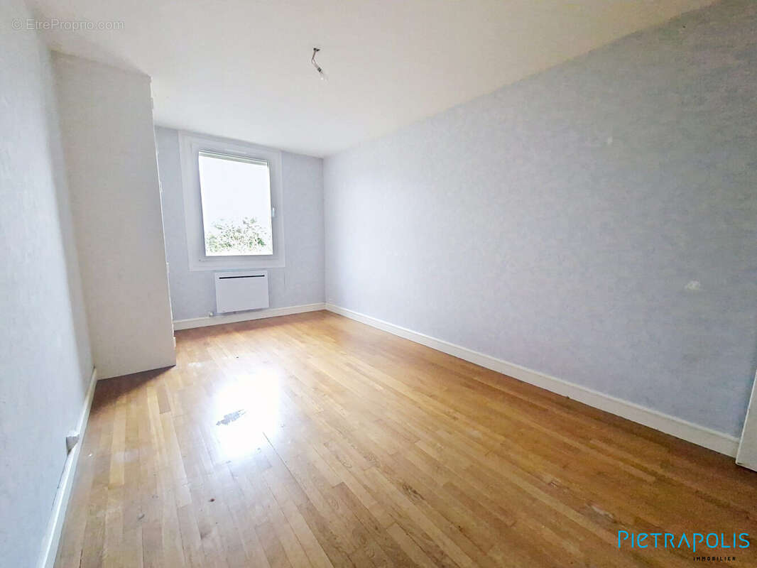 Maison à PONTCHARRA-SUR-TURDINE