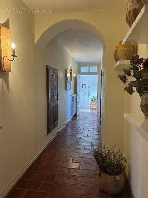 couloir nuit - Maison à FLEURANCE