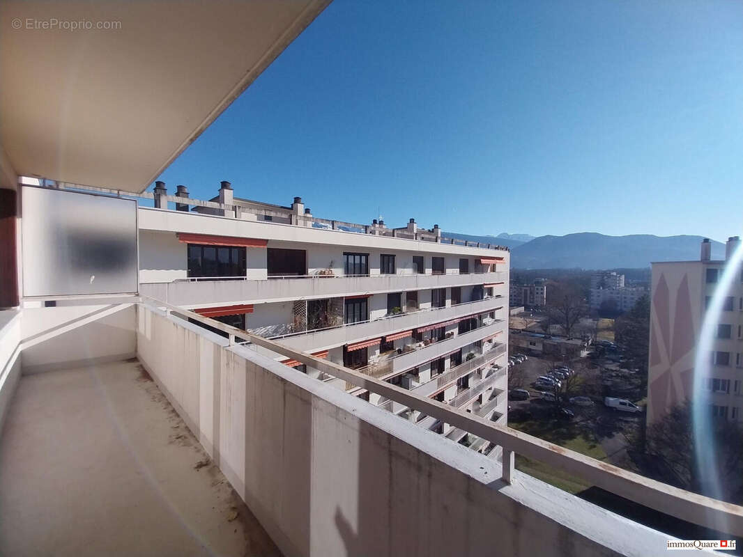 Appartement à MEYLAN