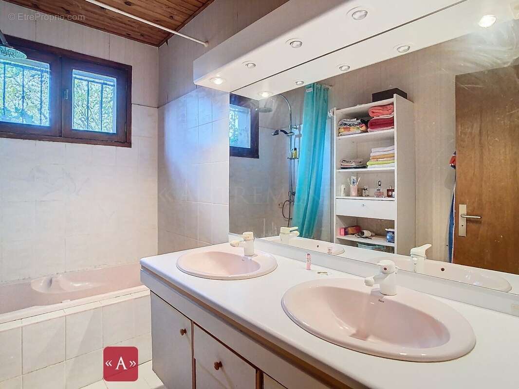 Maison à BUZET-SUR-TARN