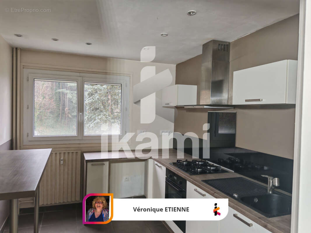 Appartement à SAINT-ETIENNE