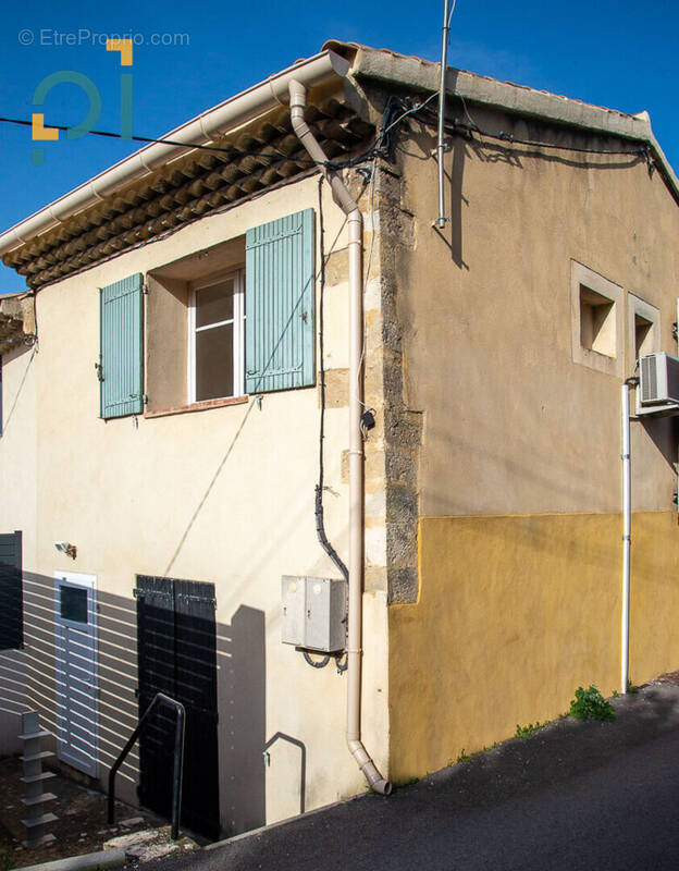 Appartement à LAMBESC