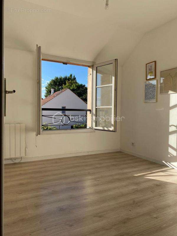 Maison à SAINT-GERMAIN-LES-ARPAJON