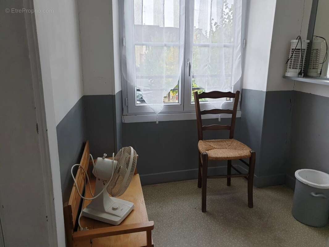 Restaurant avec deux appartements - photo 31