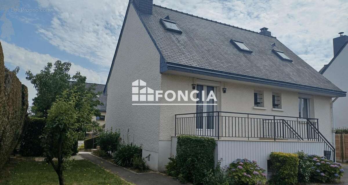 Maison à CHARTRES-DE-BRETAGNE