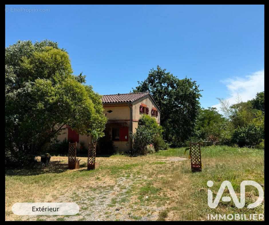 Photo 1 - Maison à SAINTE-FOY-DE-PEYROLIERES