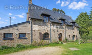 Maison à LASSY