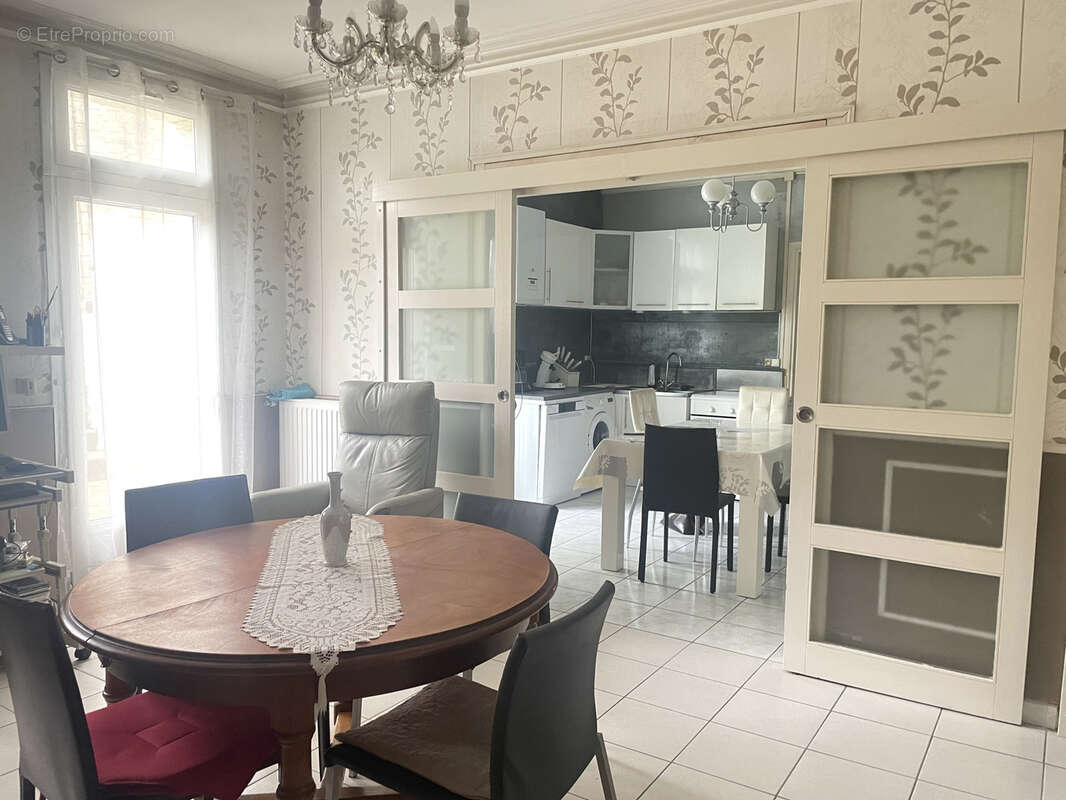 Maison à CHATELLERAULT