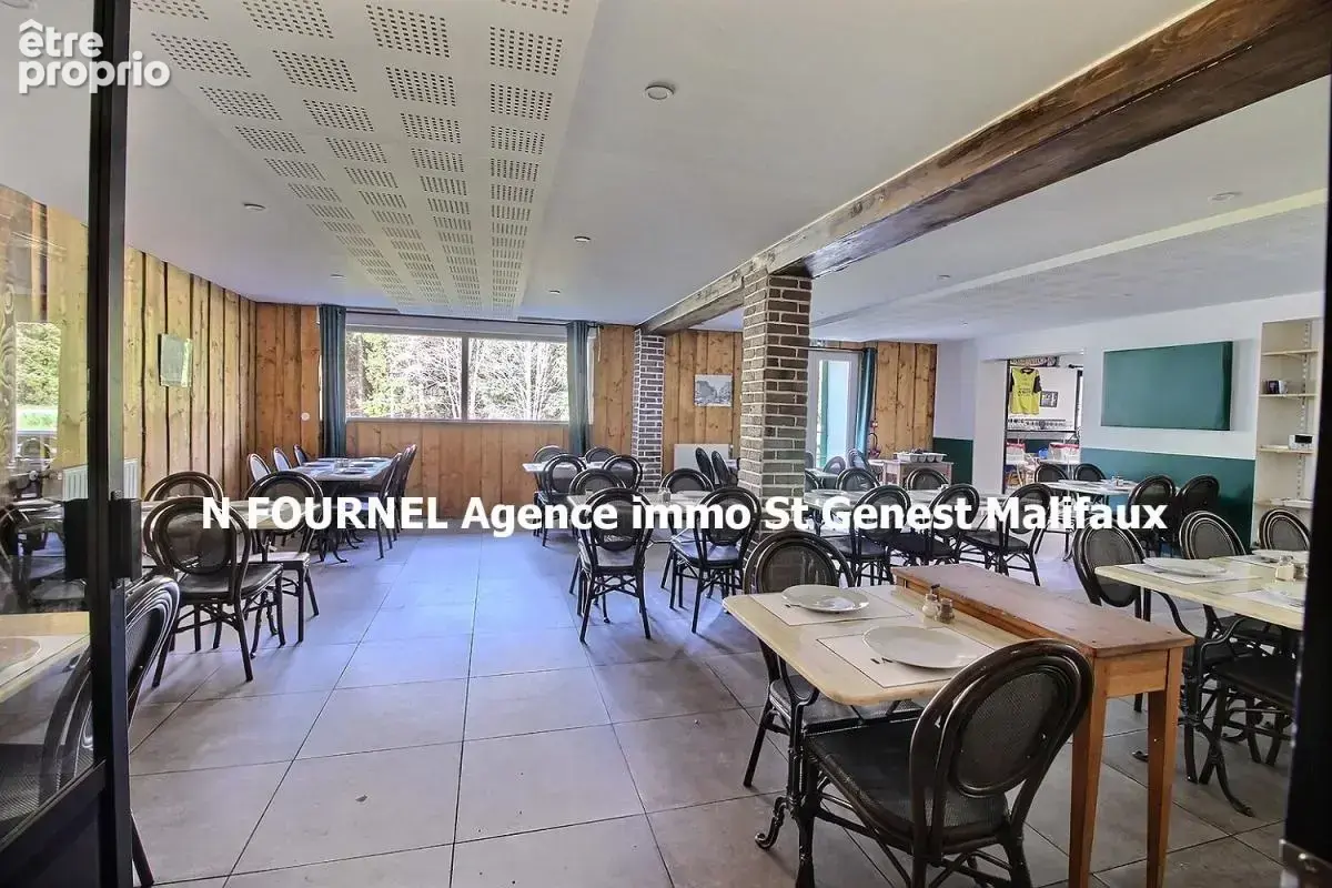 En exclusivite saint genest malifaux à vendre : murs et fonds de commerce restaurant ? avec appartement privatif au dessus - photo 4