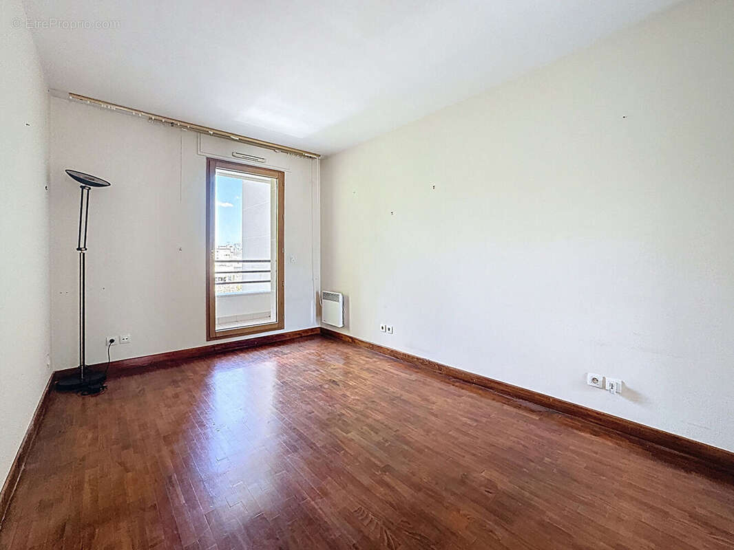 Appartement à LE PLESSIS-ROBINSON