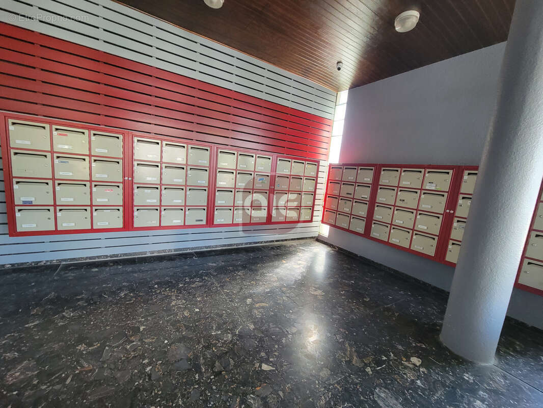 Appartement à MAUGUIO
