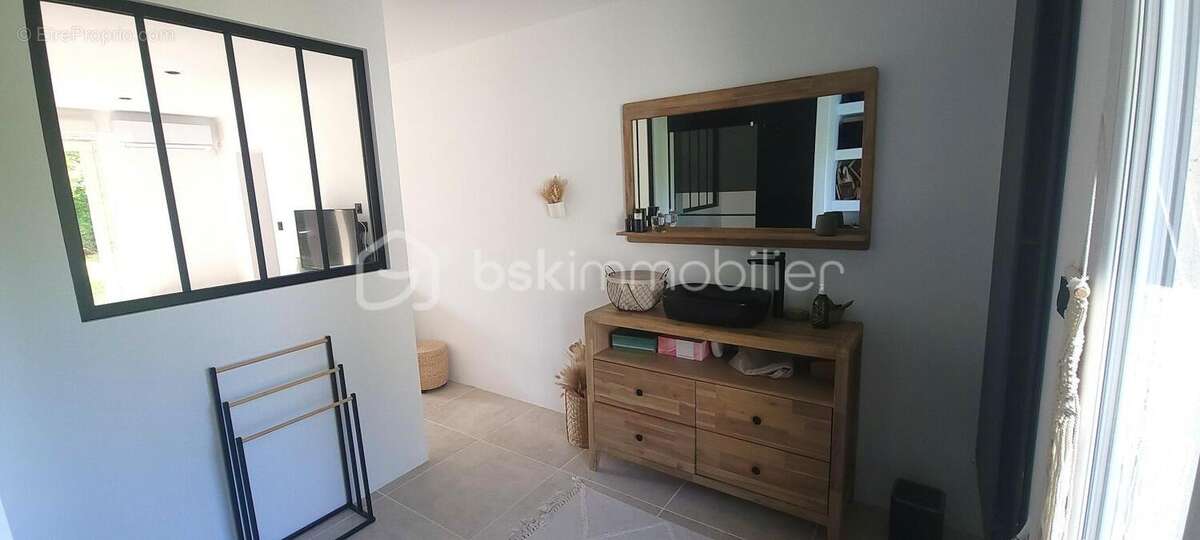 Maison à SAINT-LEU-D&#039;ESSERENT