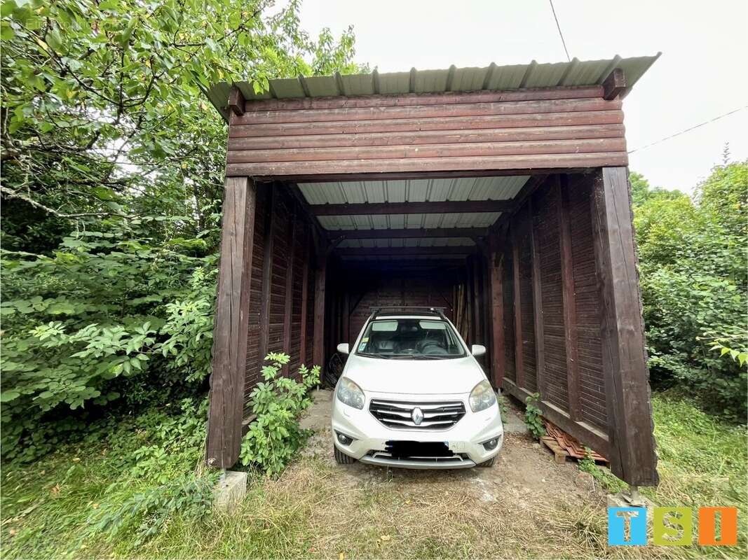 Maison à MONTREJEAU