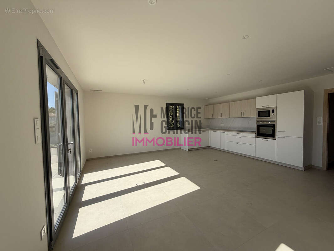 Appartement à VELLERON