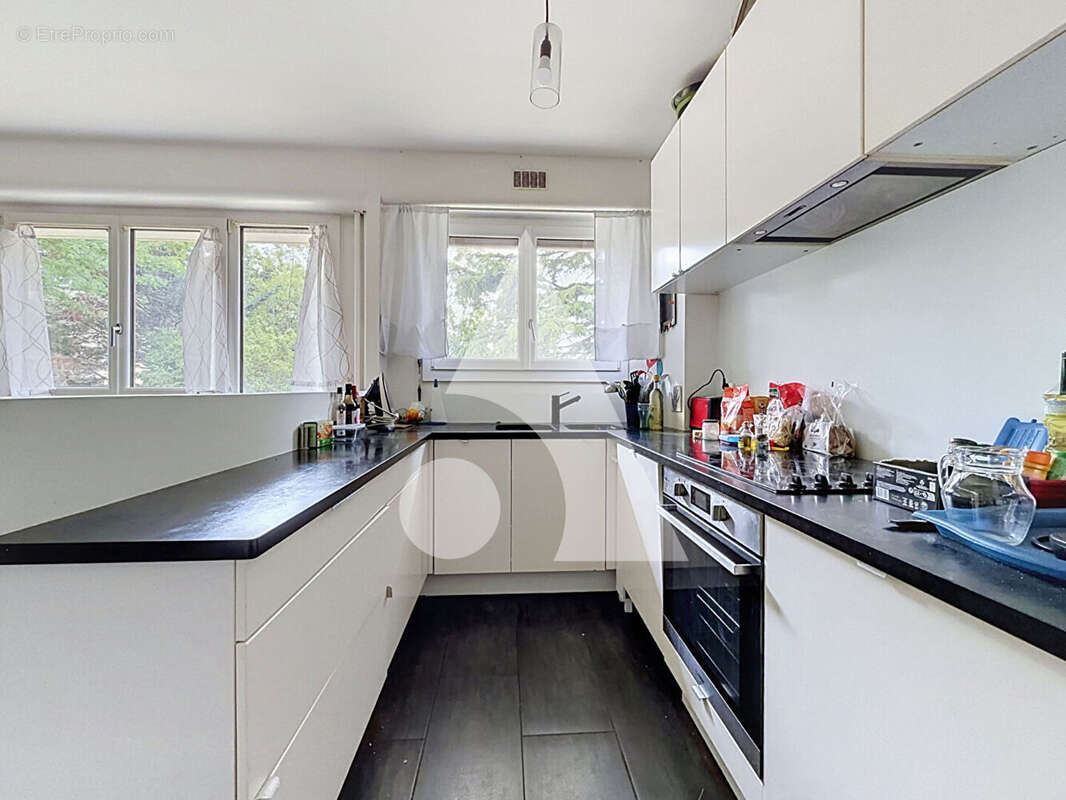 Appartement à RUEIL-MALMAISON